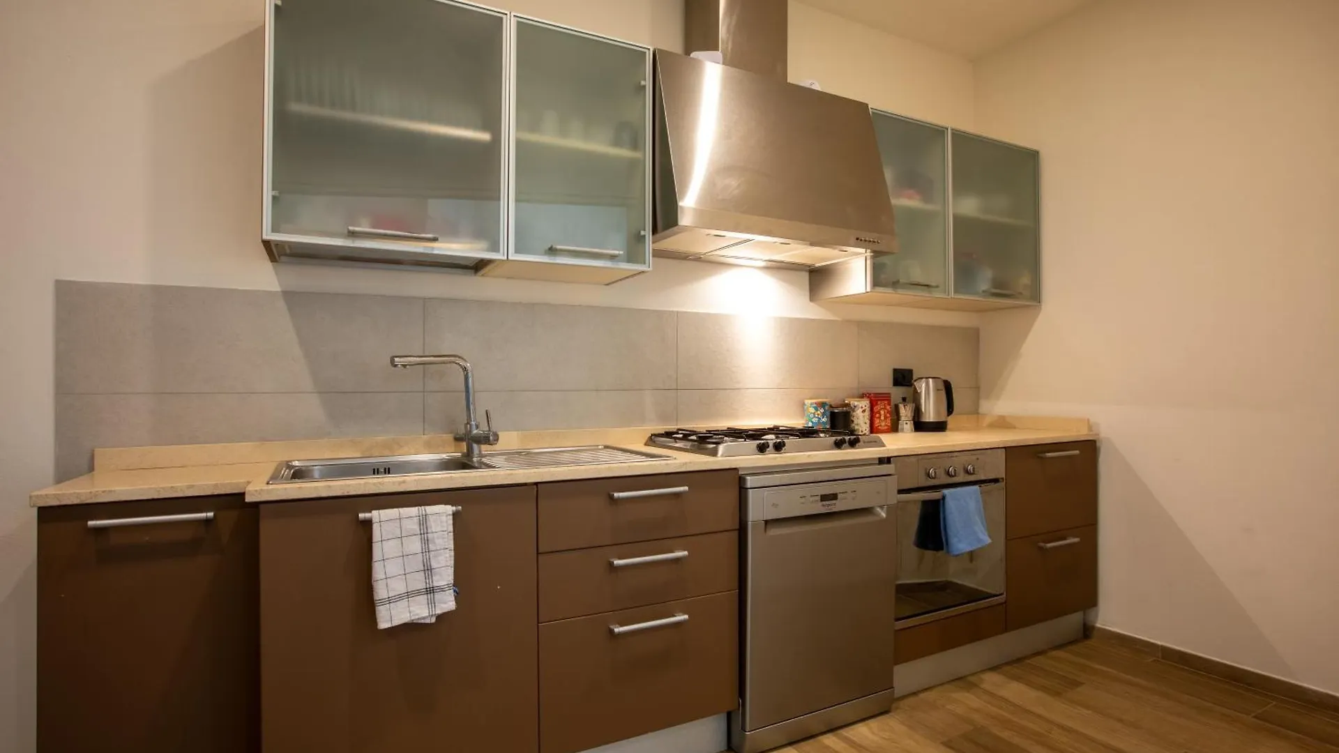 Mens Sana - Casa Grande Per Gruppi Nel Verde Siena Appartamento
